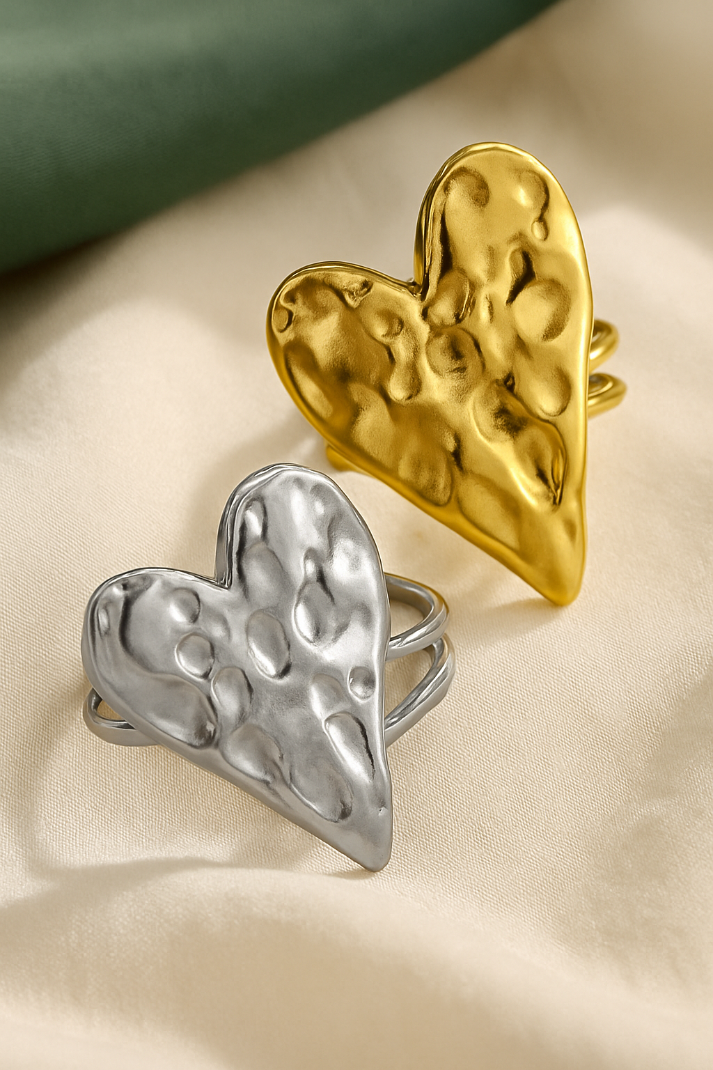 Heart ring