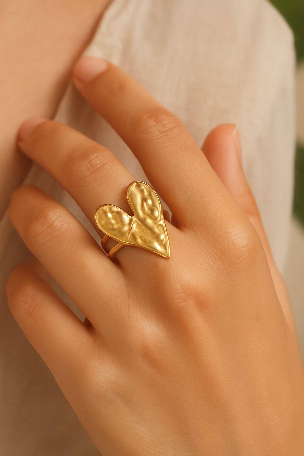 Heart ring