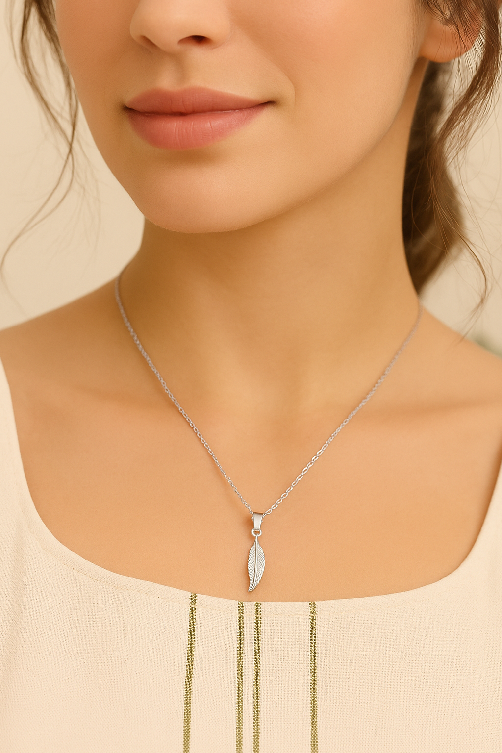 Feather pendant necklaces