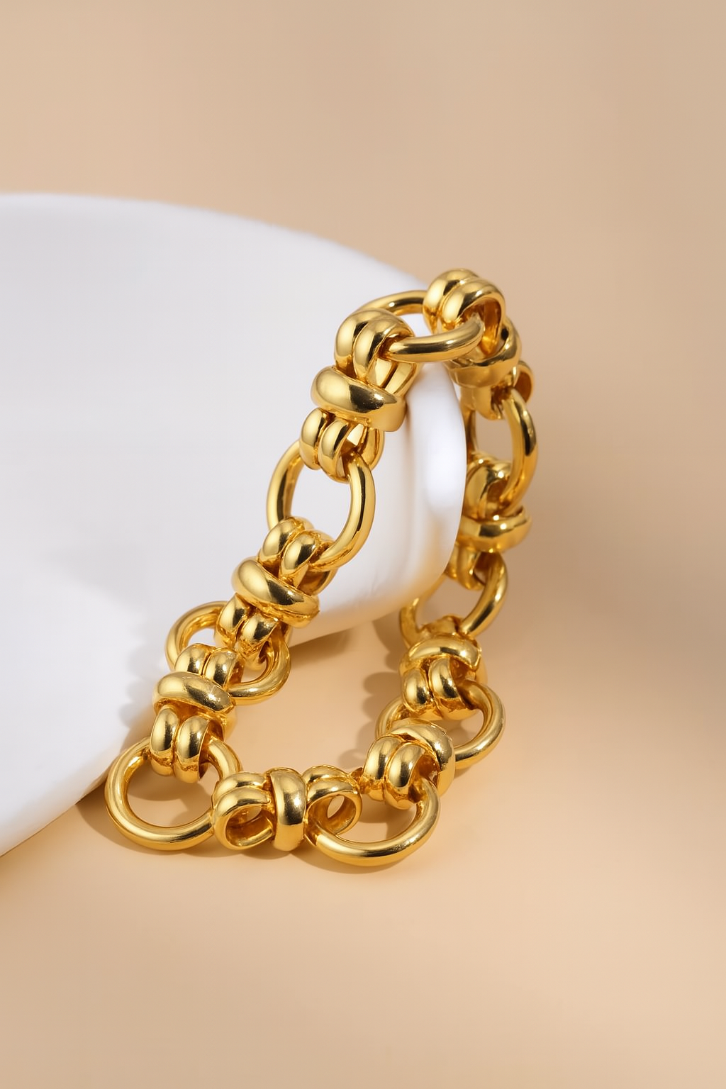 Thick chain bracelets
