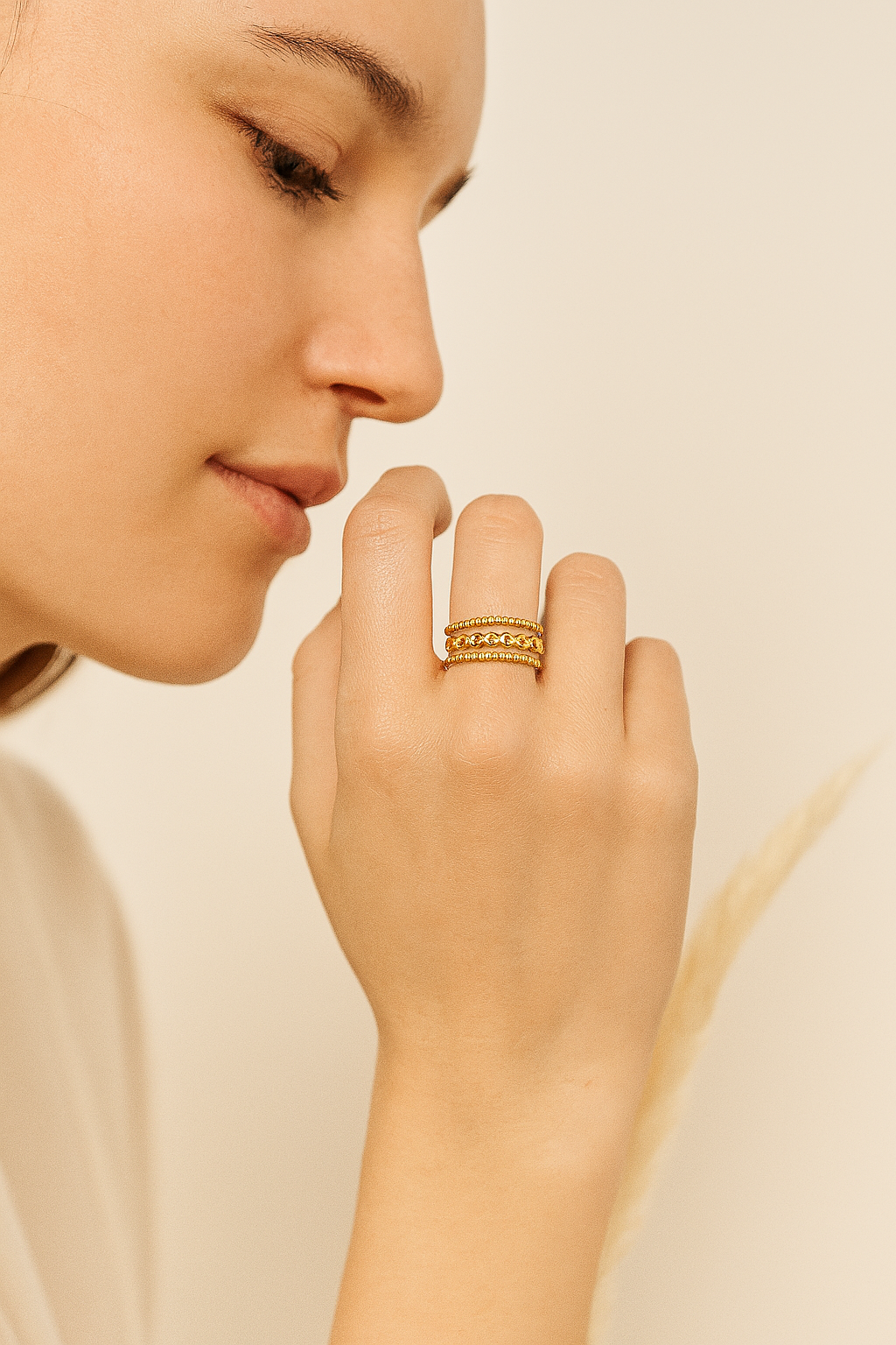Multiple pearl style rings