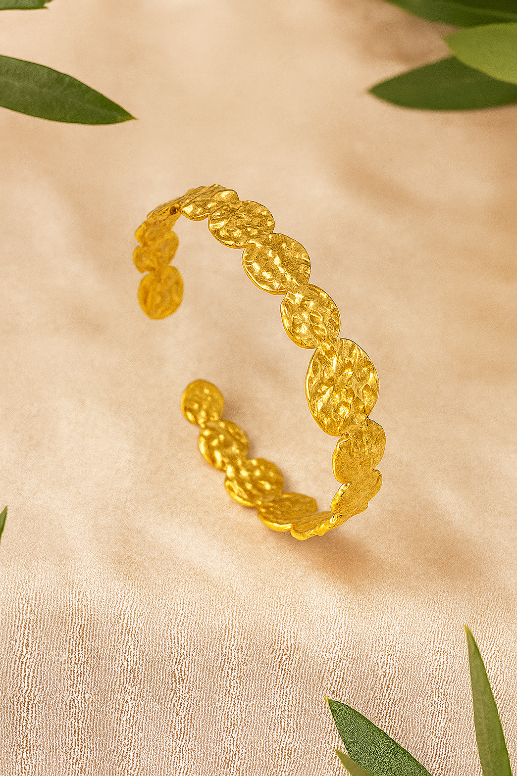 Simple style round solid bangle