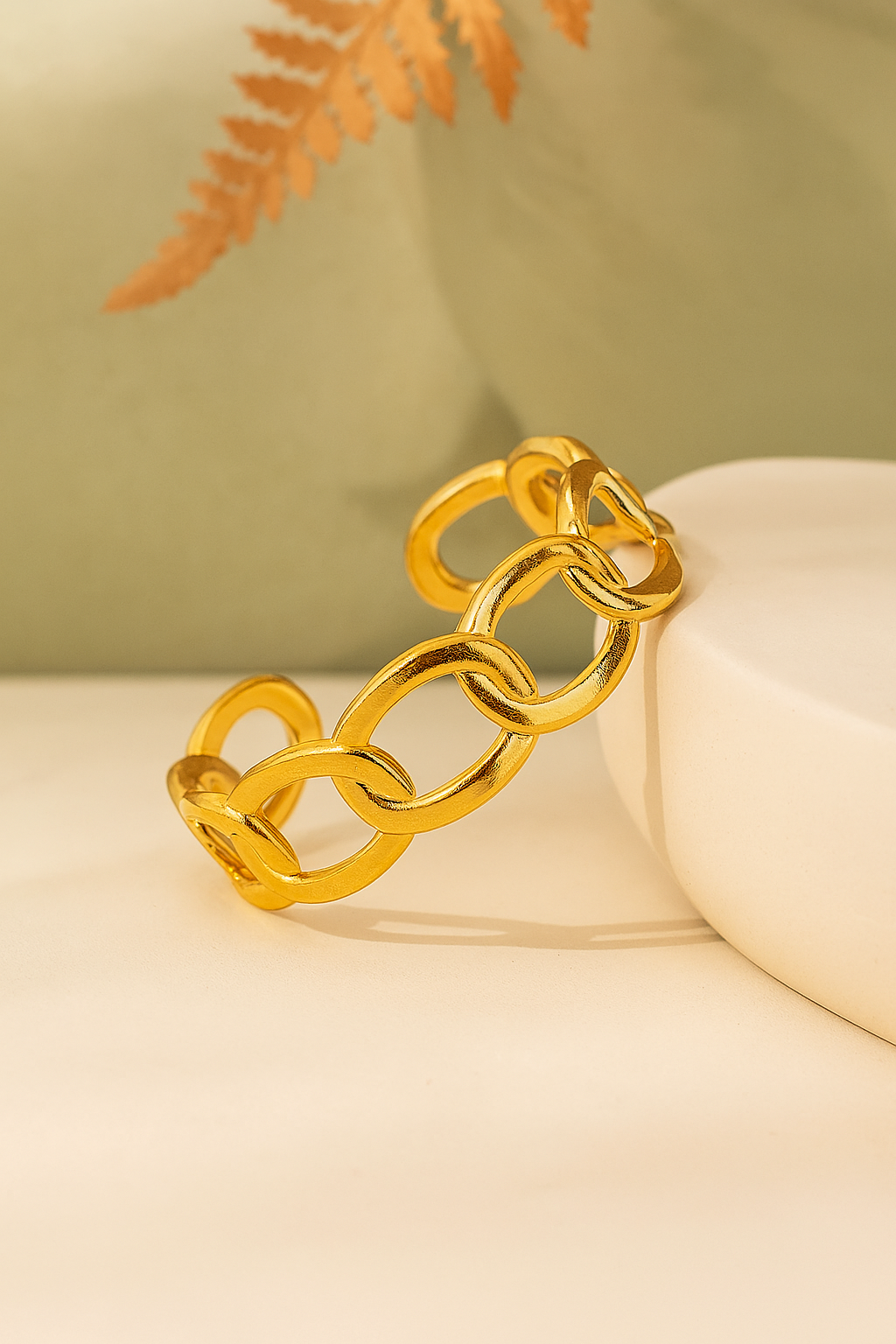 Vintage style ring and bracelet