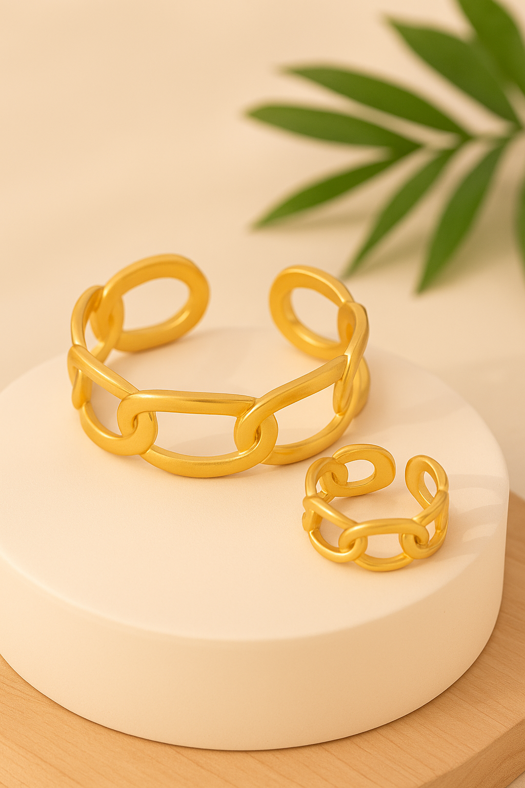 Vintage style ring and bracelet