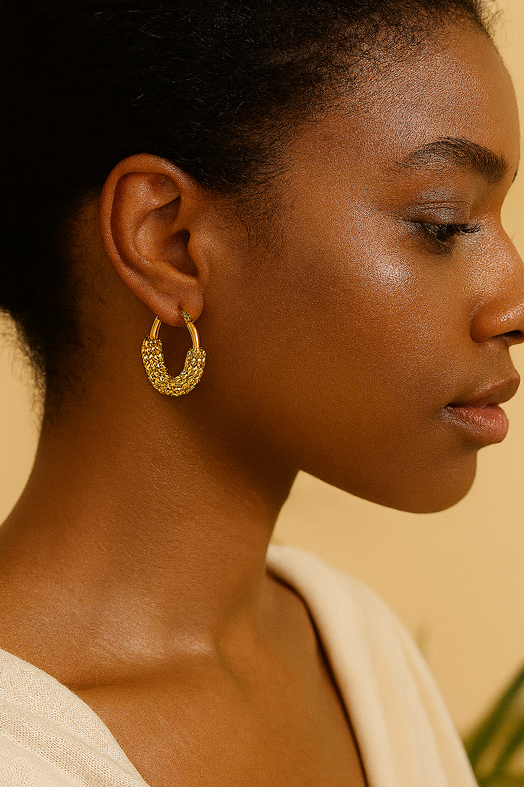 Irregular geometric hoop earrings