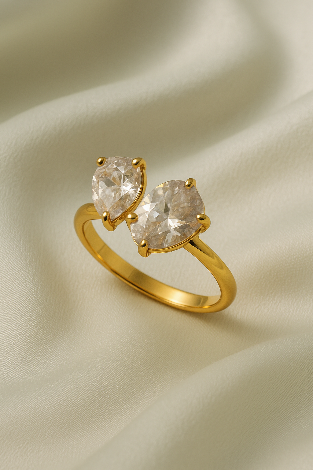 Artificial diamond ring