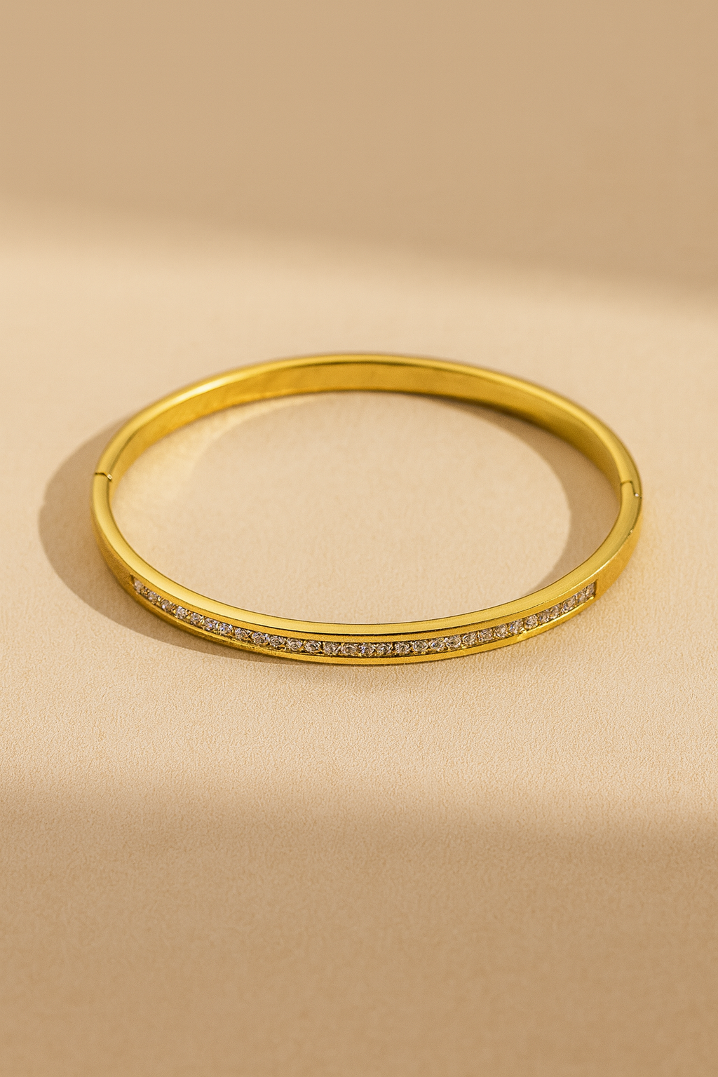 Luxurious shiny geometric