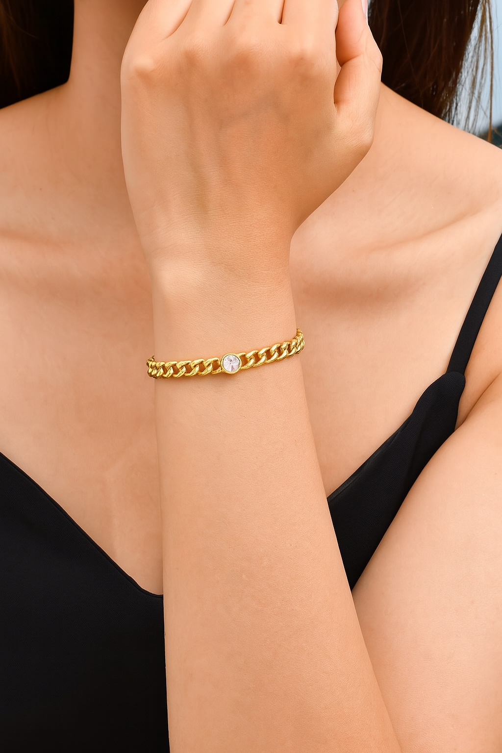 Chain bracelets with round white zircon