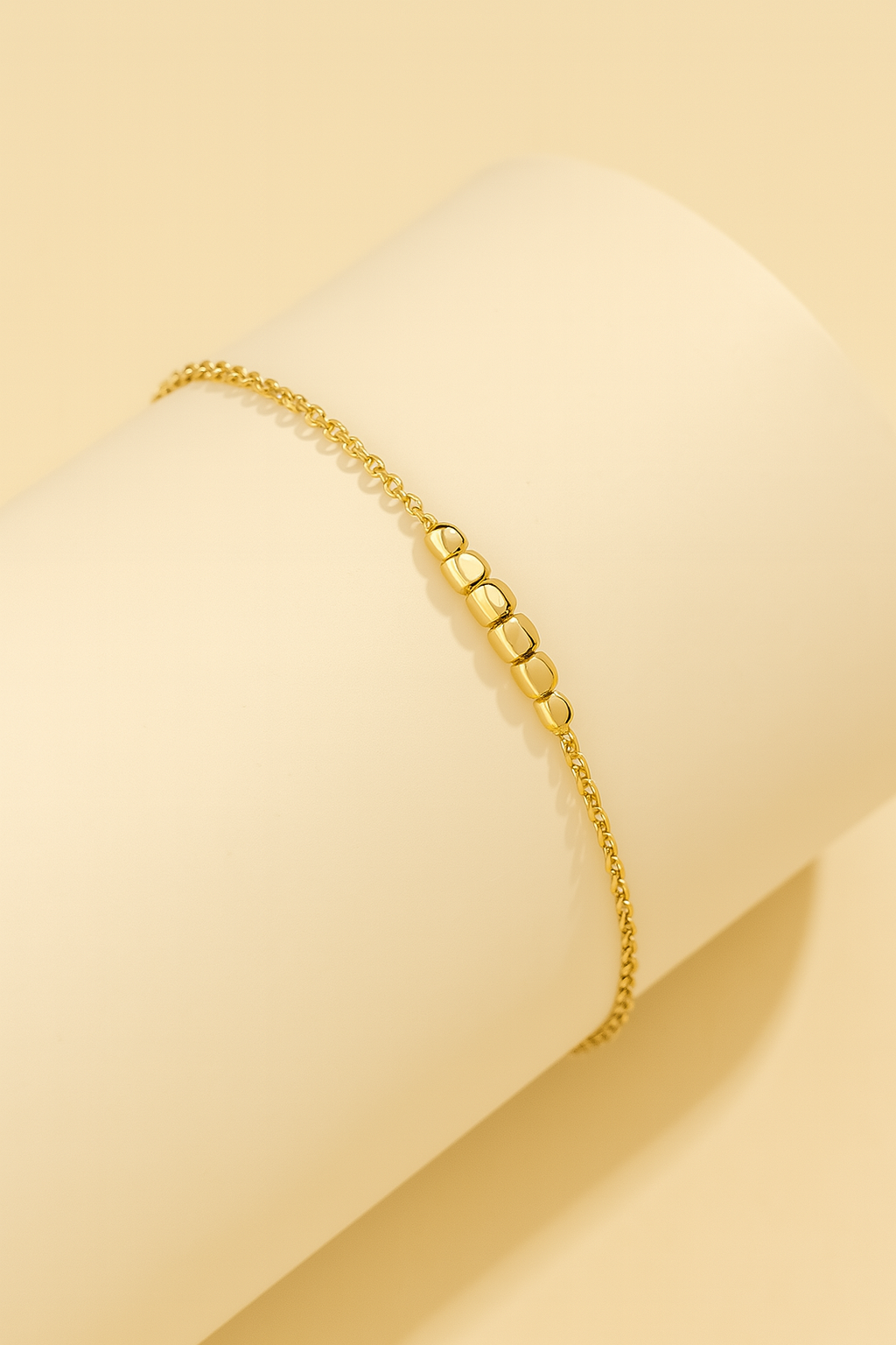 Bracelet with small gold block