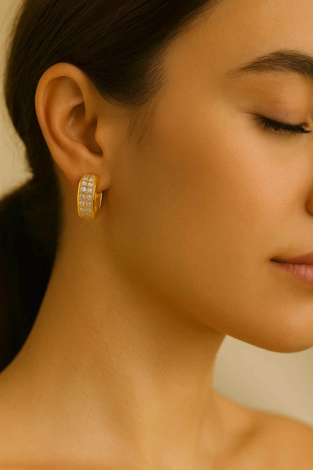 Earring adorned with sparkling zircon