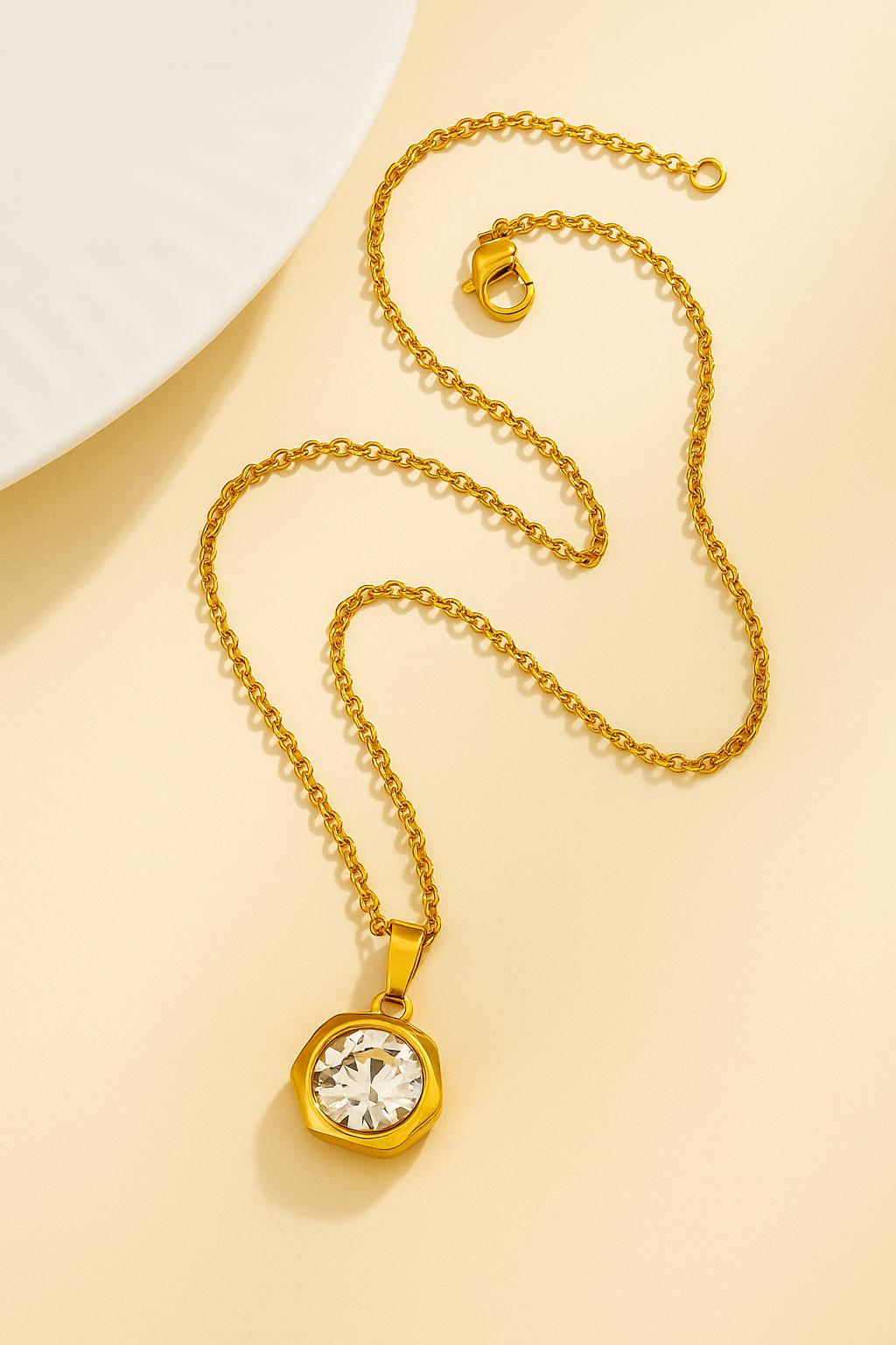 Geometric pendant necklace adorned with a white zircon
