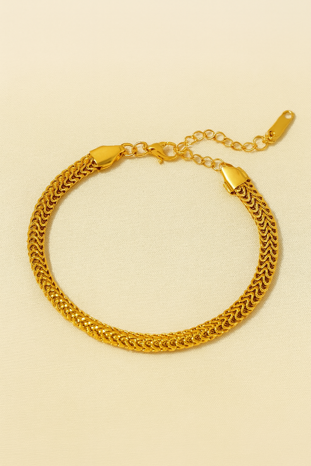 Chain-effect link bracelets