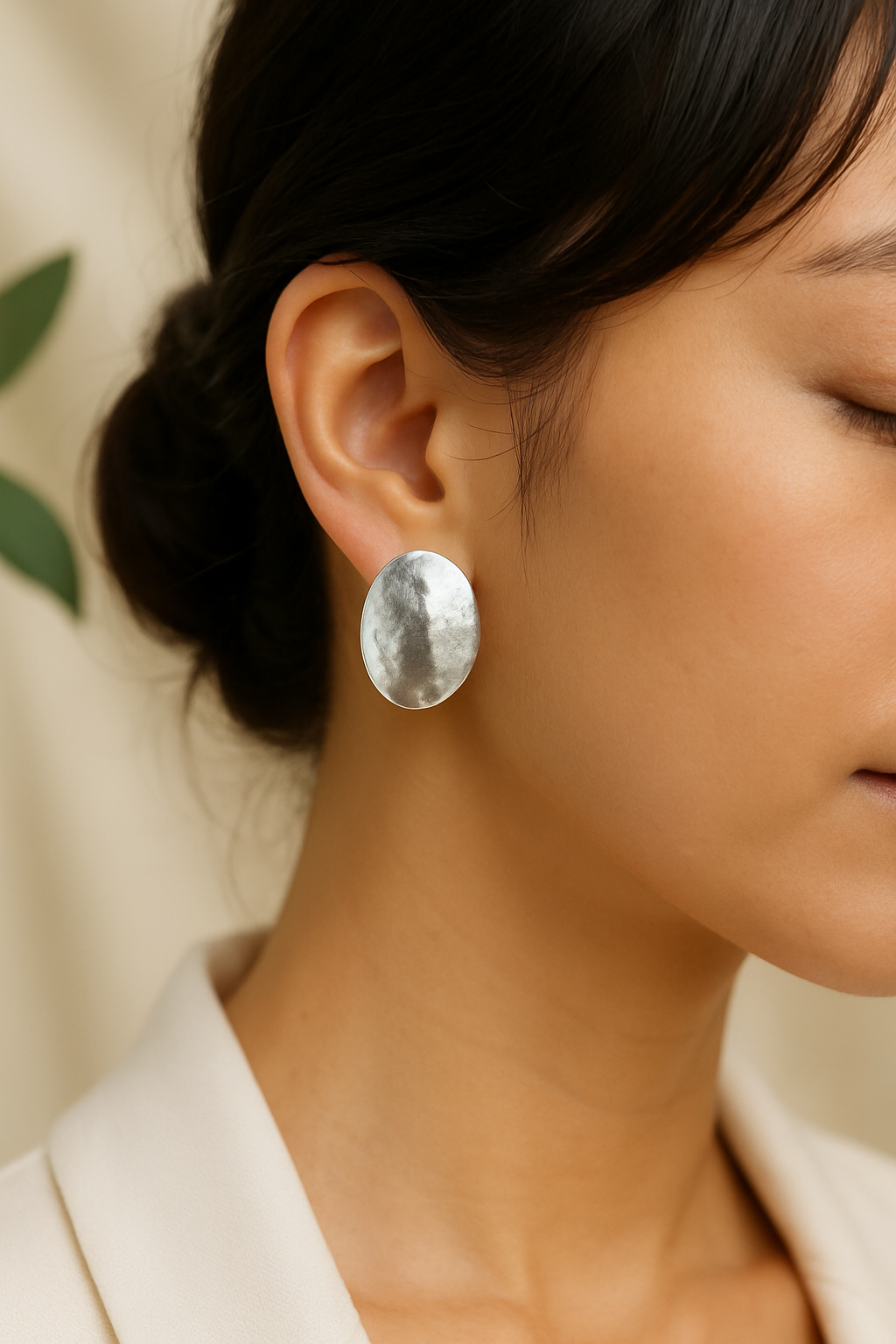Oval earrings