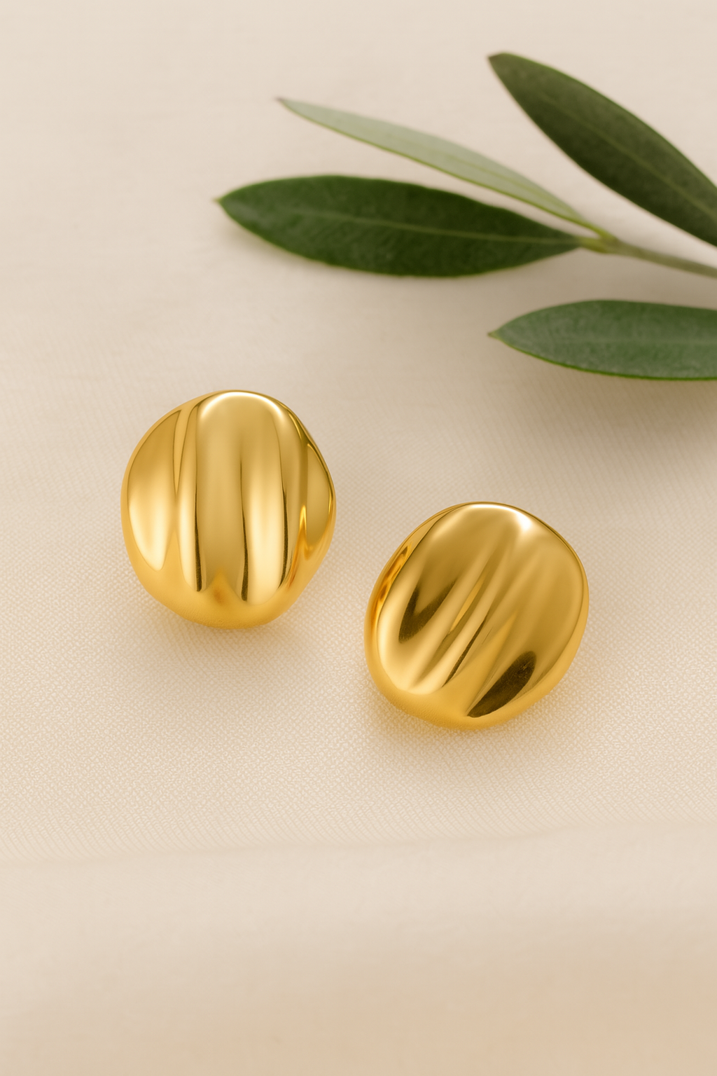 Wave shape earrrings