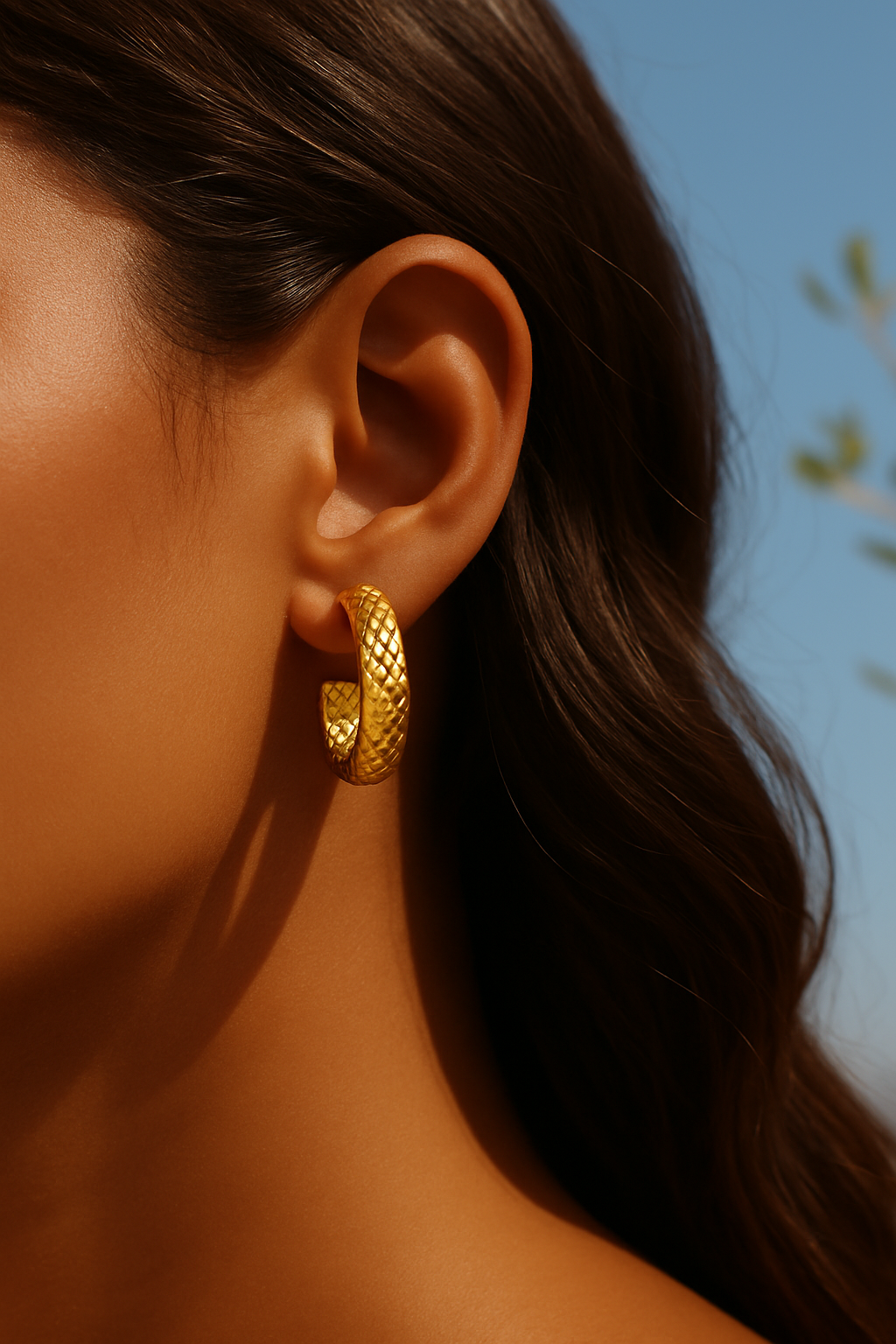 Serpentine chic earrings